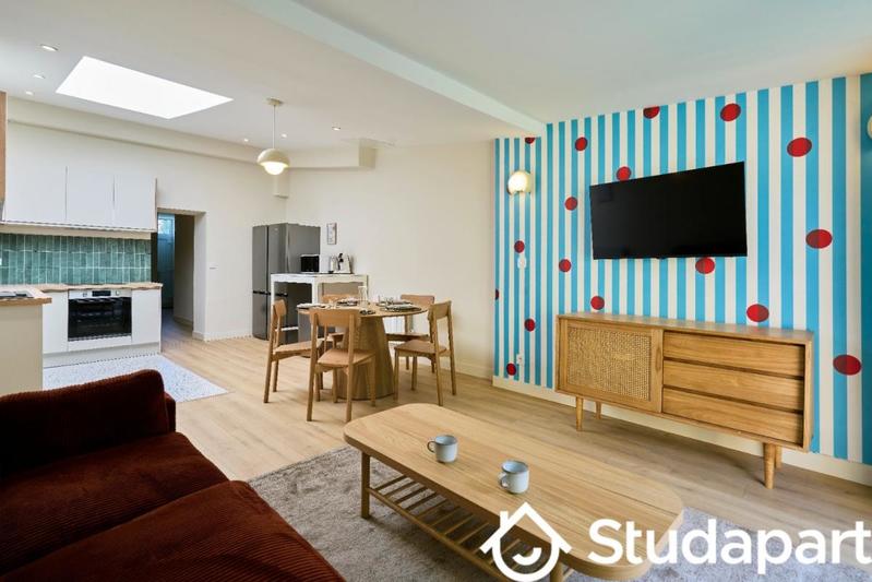 Chambre - 10 m² - 1 pièce