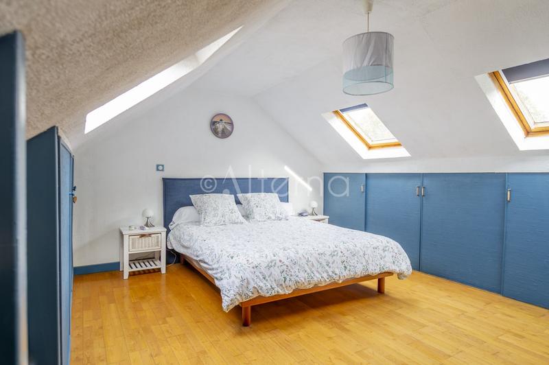 Maison traditionnelle - 91 m² - 6 pièces