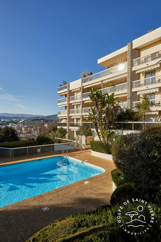 Appartement - 79 m² - 3 pièces