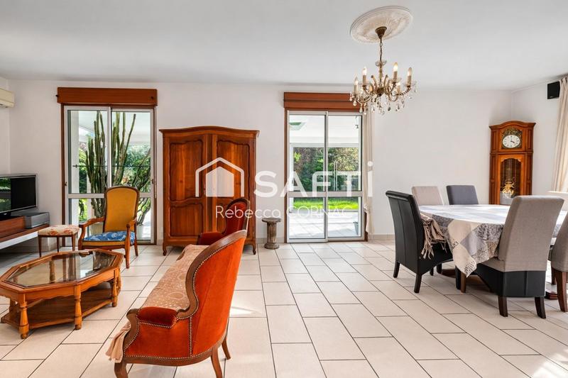 Maison - 144 m² - 5 pièces