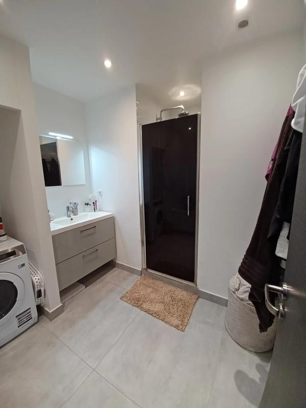 Loft - 96 m² - 3 pièces