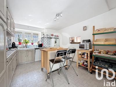 Appartement - 187 m² - 8 pièces