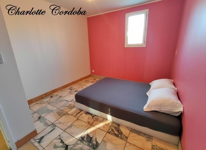 Maison - 233 m² - 8 pièces