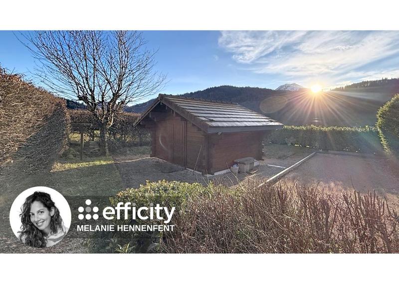 Maison - 225 m² - 7 pièces