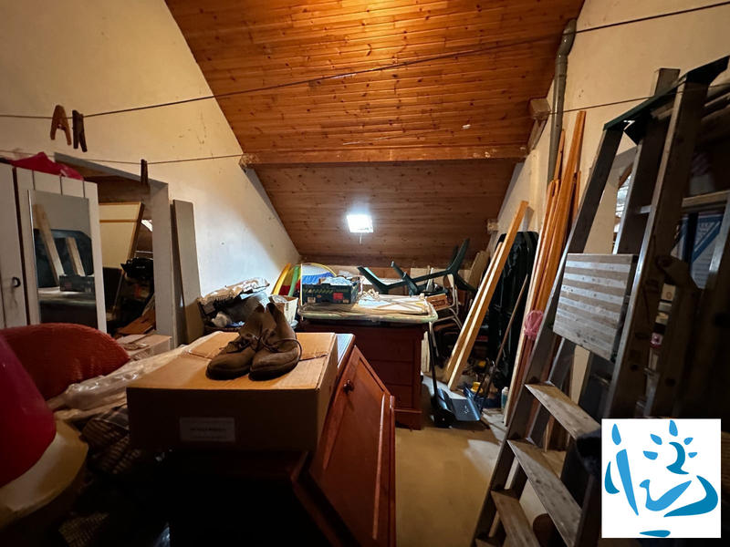 Maison - 187 m² - 8 pièces