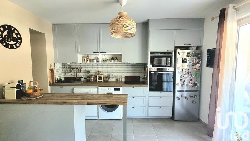 Appartement - 65 m² - 3 pièces