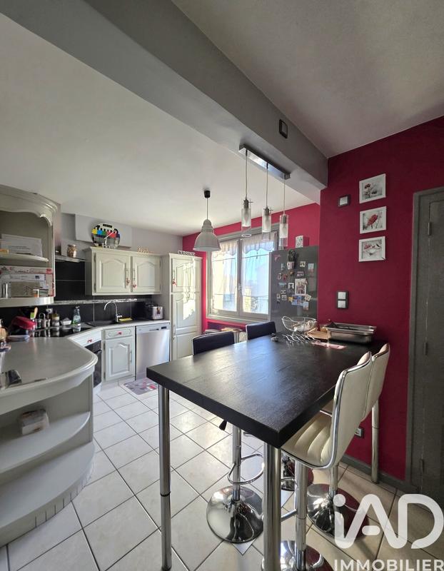 Maison - 76 m² - 4 pièces