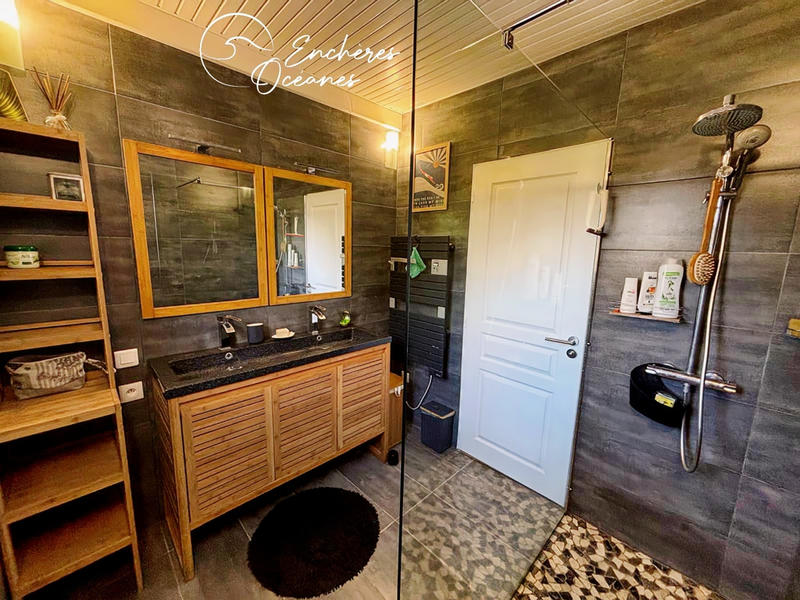 Maison - 120 m² - 4 pièces