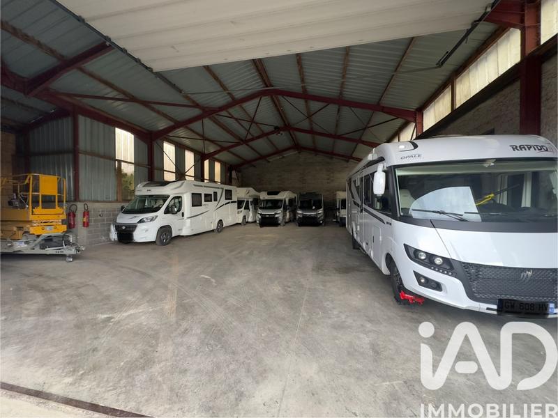 Maison - 271 m² - 9 pièces