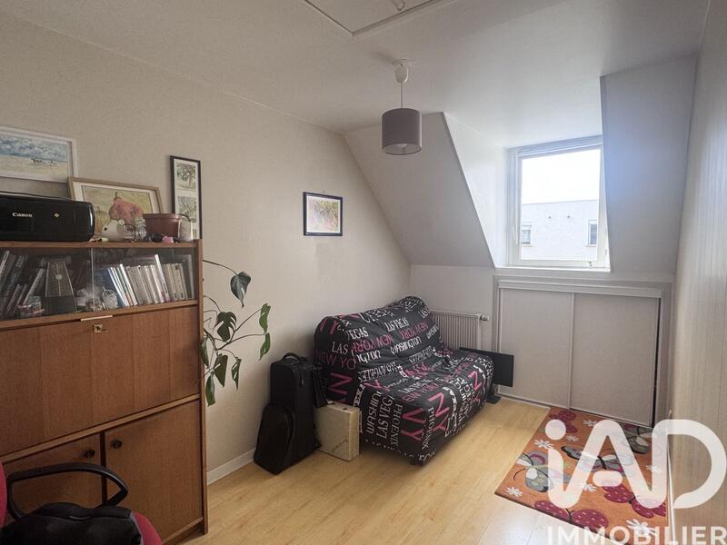 Maison - 87 m² - 6 pièces