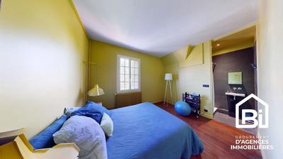 Appartement - 122 m² - 5 pièces