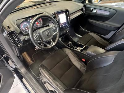 Volvo Xc40 T5 Recharge - 262ch- Dct7- R-Design 4 Wd Full Black Suivi Volvo