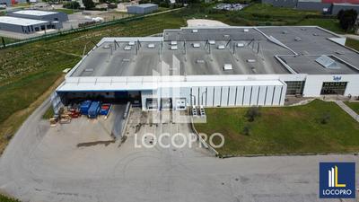 Local d'activité / Entrepôt - 14 880 m²