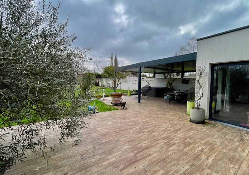 Maison - 190 m² - 7 pièces