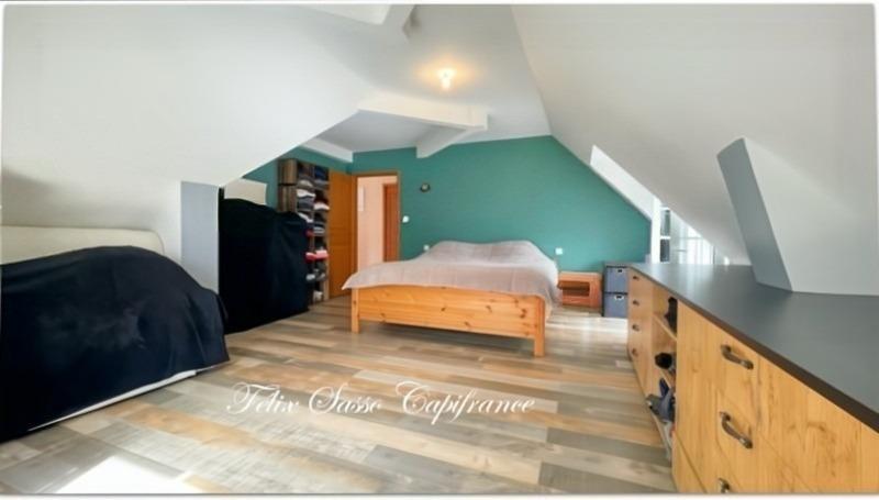 Maison - 220 m² - 6 pièces