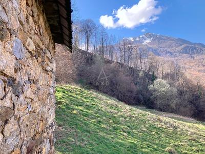 Grange - 120 m² - 2 pièces