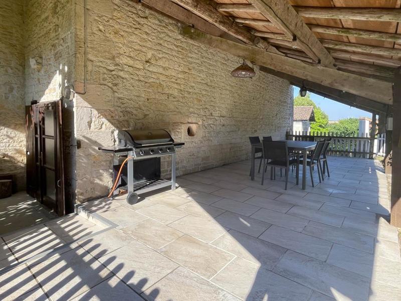 Maison en pierre - 133 m² - 6 pièces