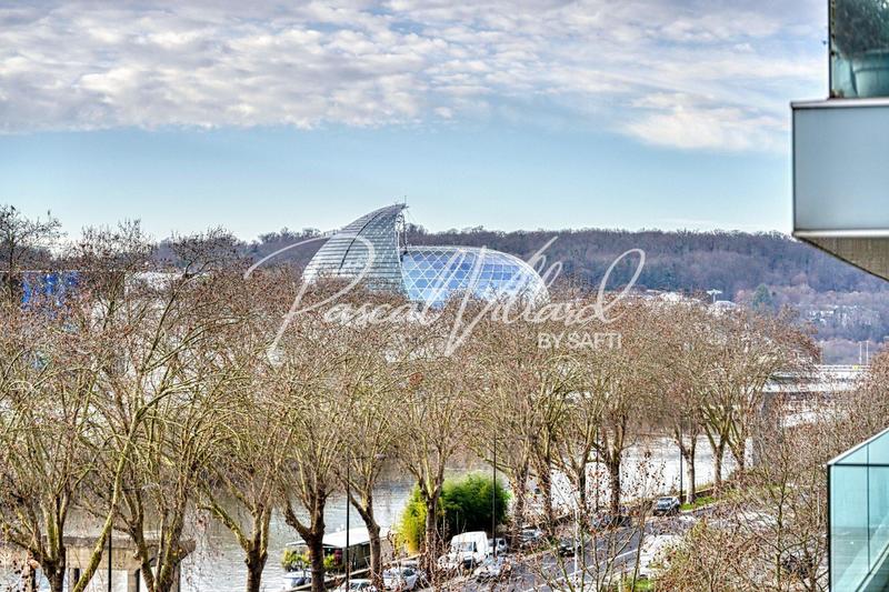 Appartement - 97 m² - 4 pièces