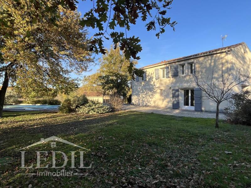 Maison de campagne - 185 m² - 5 pièces