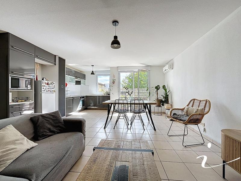 Appartement - 65 m² - 3 pièces