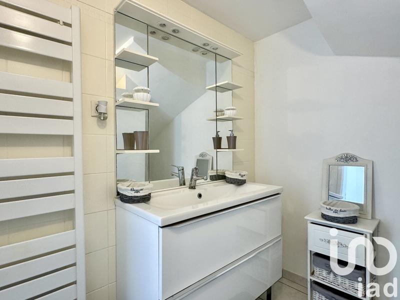 Maison - 96 m² - 5 pièces