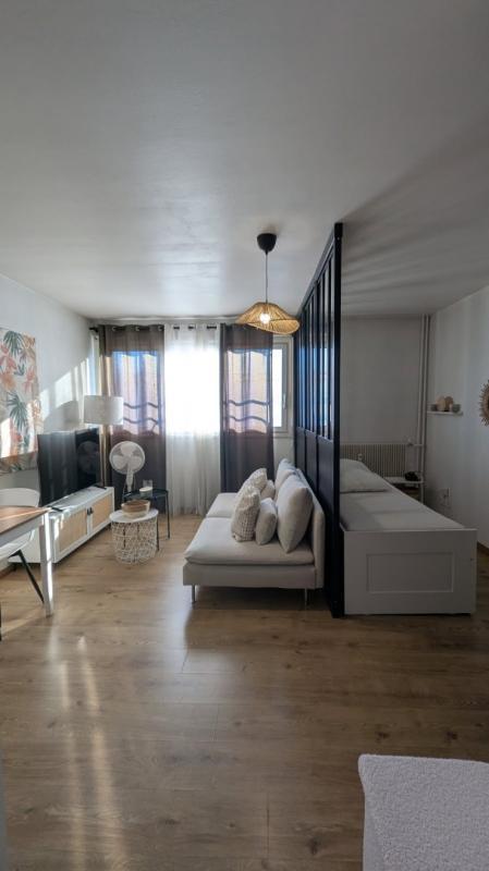 Studio - 25 m² - 1 pièce