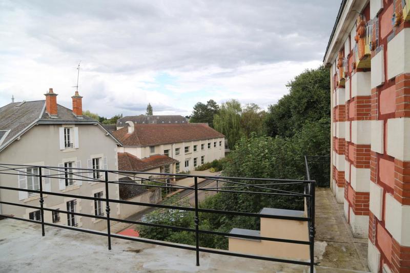 Maison - 186 m² - 7 pièces