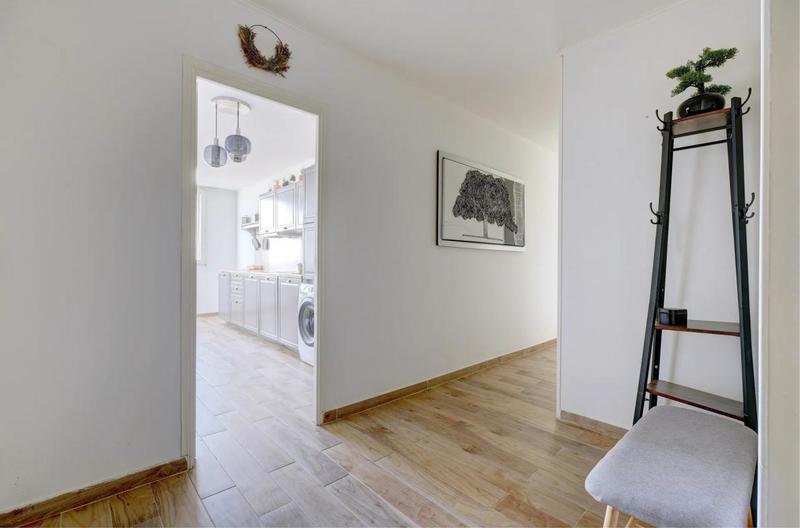 Appartement - 79 m² - 3 pièces