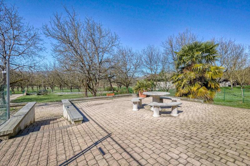 Maison - 208 m² - 5 pièces