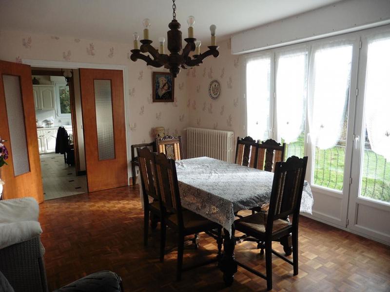 Maison - 98 m² - 5 pièces