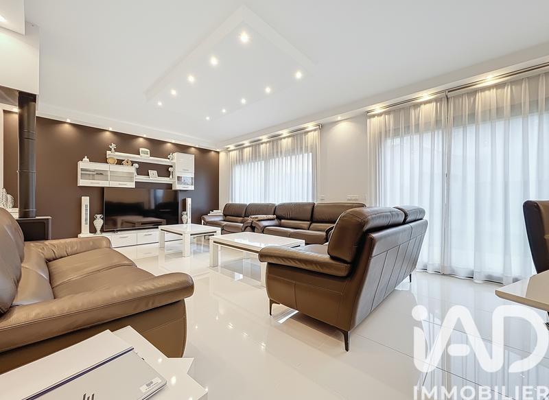 Maison - 150 m² - 6 pièces