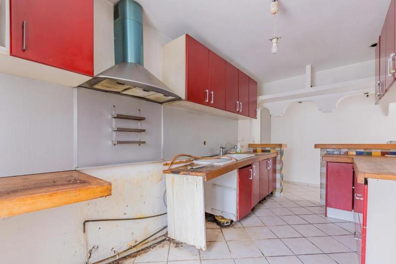 Villa - 240 m² - 8 pièces