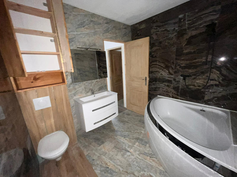 Appartement - 67 m² - 2 pièces