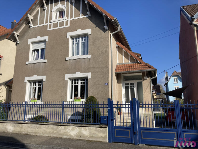 Maison - 174 m² - 7 pièces
