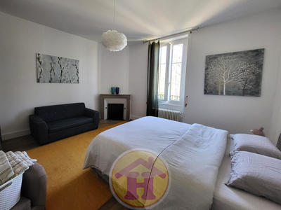 Maison - 178 m² - 7 pièces