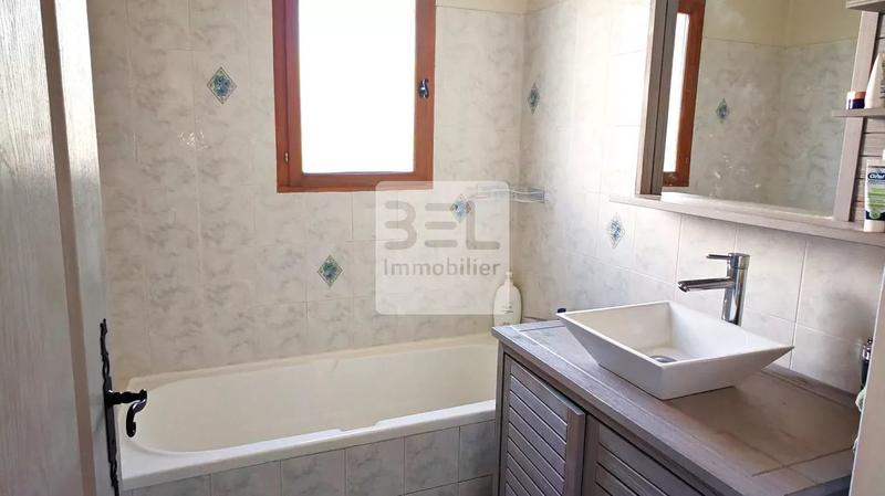 Villa - 93 m² - 5 pièces