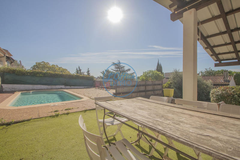 Maison - 179 m² - 7 pièces