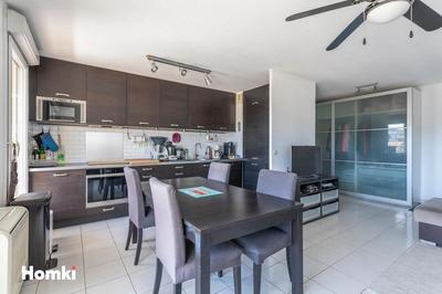 Appartement - 81 m² - 4 pièces