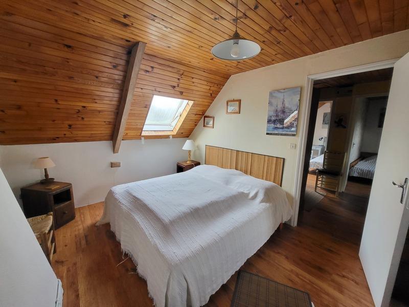 Maison - 170 m² - 12 pièces