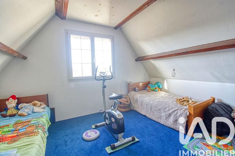 Maison - 175 m² - 9 pièces