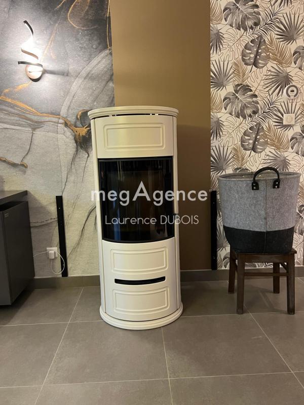 Maison - 200 m² - 5 pièces