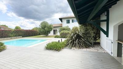 Maison contemporaine - 180 m² - 5 pièces