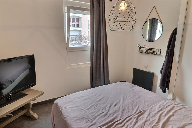 Appartement - 60 m² - 2 pièces