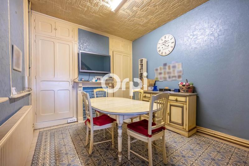 Immeuble - 171 m² - 6 pièces