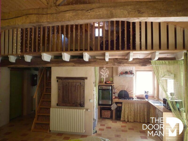 Propriété - 260 m² - 8 pièces