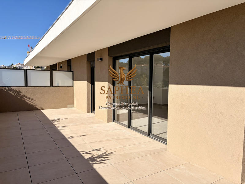 Appartement - 98 m² - 4 pièces