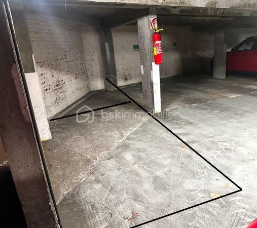 Parking - 14 m²