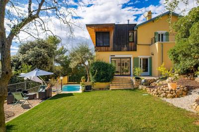 Maison - 170 m² - 5 pièces