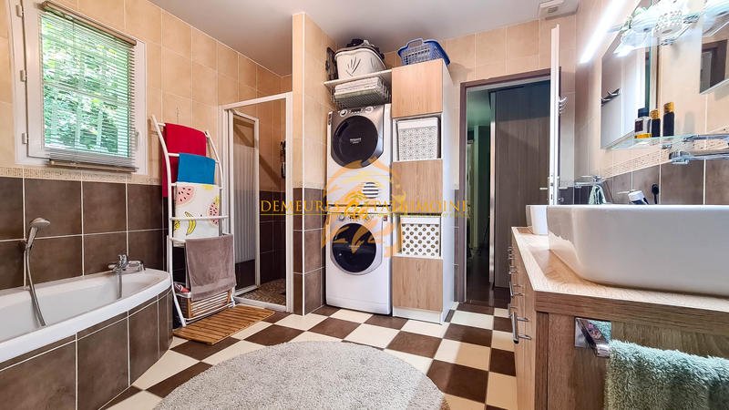 Maison - 115 m² - 5 pièces