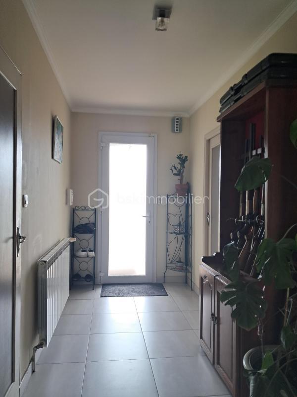 Maison traditionnelle - 168 m² - 4 pièces